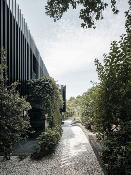 blackhouse_B_perimetre (7)