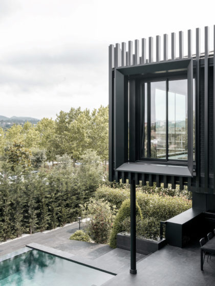 blackhouse_D_dedins (1)